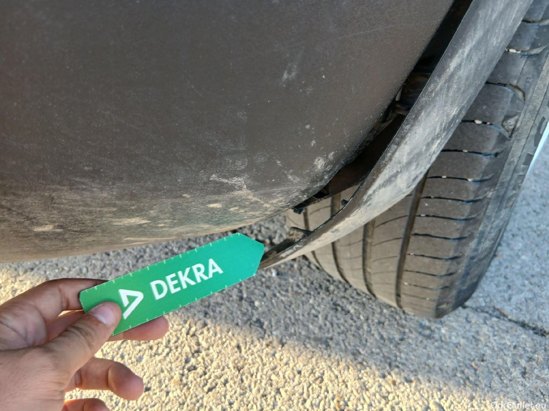  Peugeot  3008 PEUGEOT  / 2020 / 5P / todoterreno 1.2 PureTech 96KW S&S Active Pack EAT8 #22