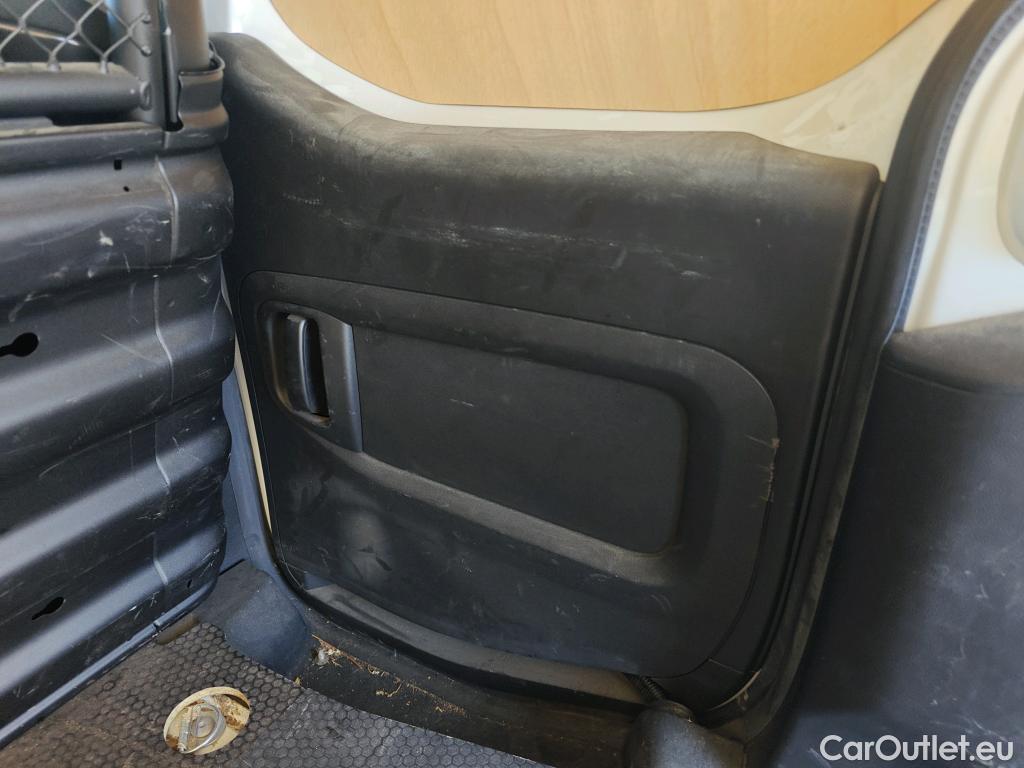  Peugeot  Partner PEUGEOT  VU 4p 2G furgón derivado de Furgón Confort PackL2 BlueHDi 73KW (100) #74