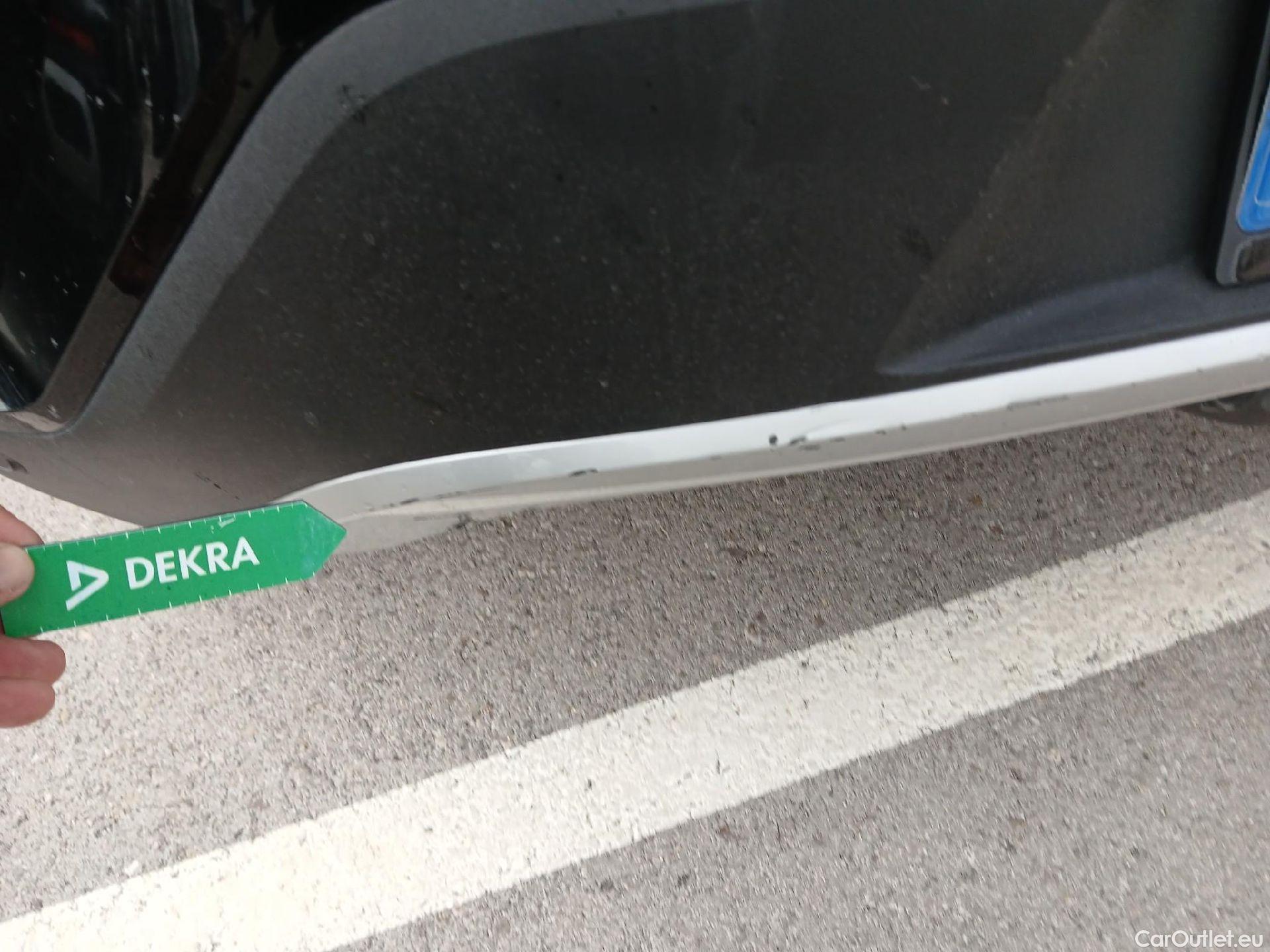  Opel  Mokka OPEL  / 2020 / 5P / todoterreno 1.2 T 96kW (130 CV) Business Elegance #21