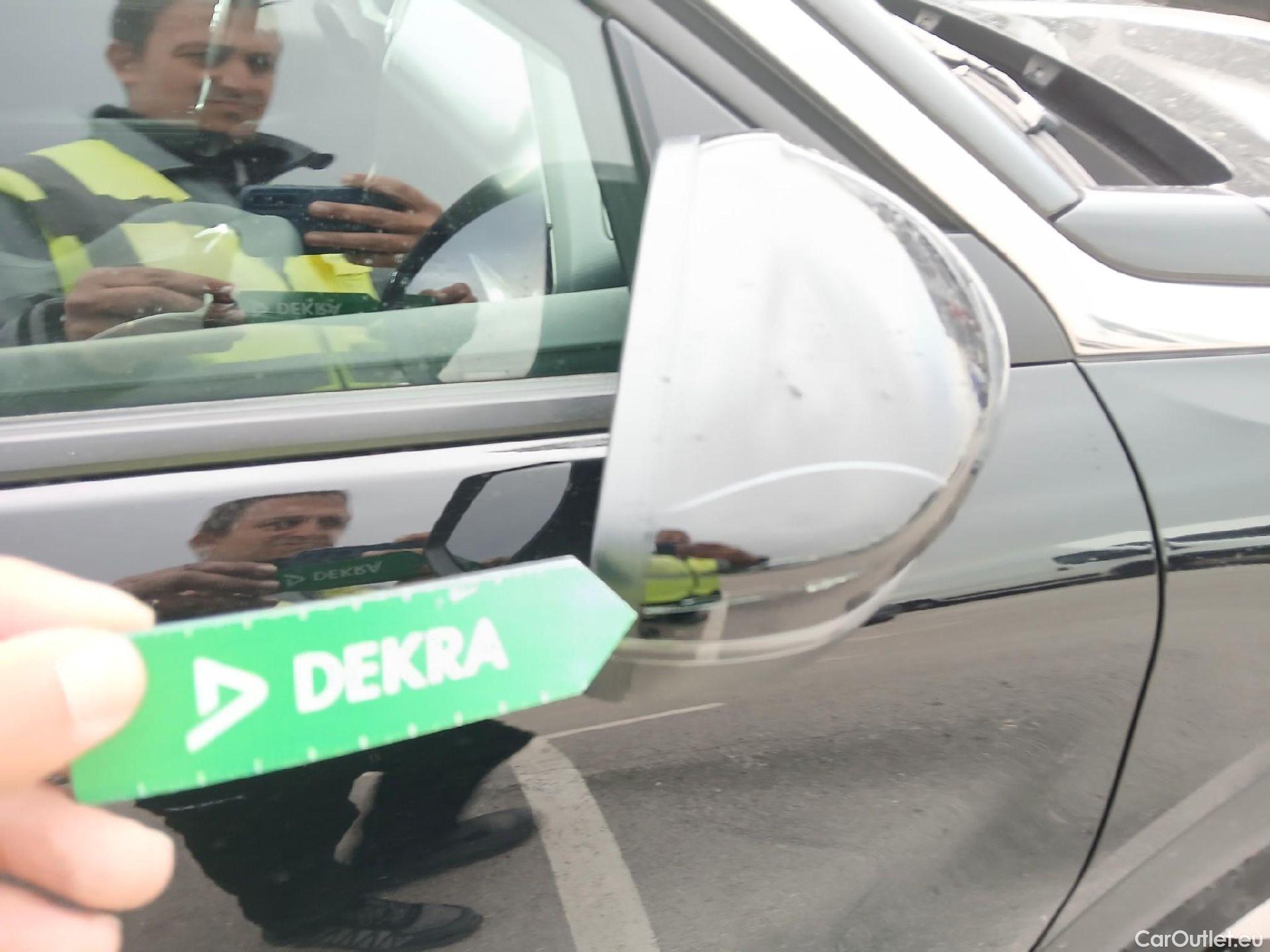  Opel  Mokka OPEL  / 2020 / 5P / todoterreno 1.2 T 96kW (130 CV) Business Elegance #29