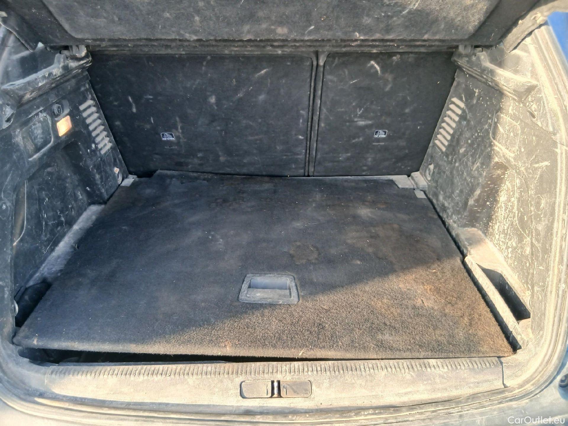  Peugeot  3008 PEUGEOT  / 2020 / 5P / todoterreno 1.2 PureTech 96KW S&S Active Pack EAT8 #33