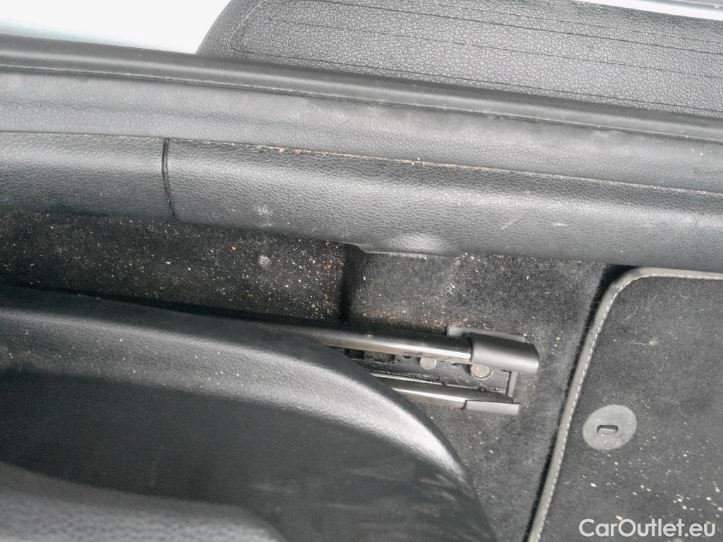  KIA  Cee'd KIA Ceed / 2018 / 5P / berlina con portón 1.0 T-GDi 74kW (100CV) Drive #7