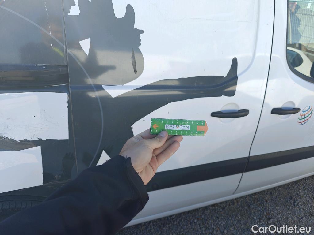  Peugeot  Partner PEUGEOT  VU 4p 2G furgón derivado de Furgón Confort PackL2 BlueHDi 73KW (100) #40