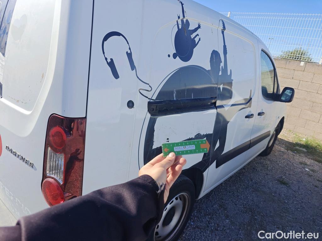  Peugeot  Partner PEUGEOT  VU 4p 2G furgón derivado de Furgón Confort PackL2 BlueHDi 73KW (100) #29