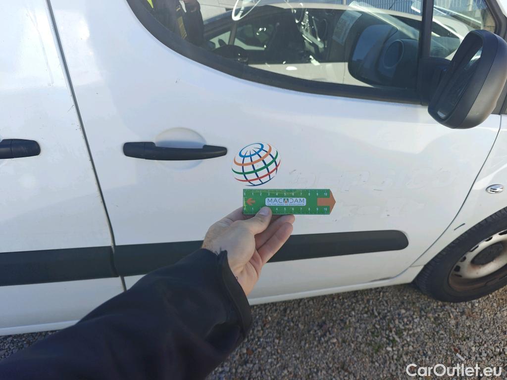  Peugeot  Partner PEUGEOT  VU 4p 2G furgón derivado de Furgón Confort PackL2 BlueHDi 73KW (100) #20