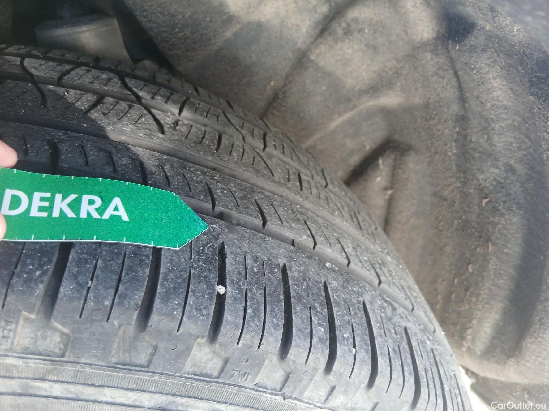  Volvo  XC90 VOLVO  / 2019 / 5P / todoterreno 2.0 B5 D AWD Momentum Pro Auto #2