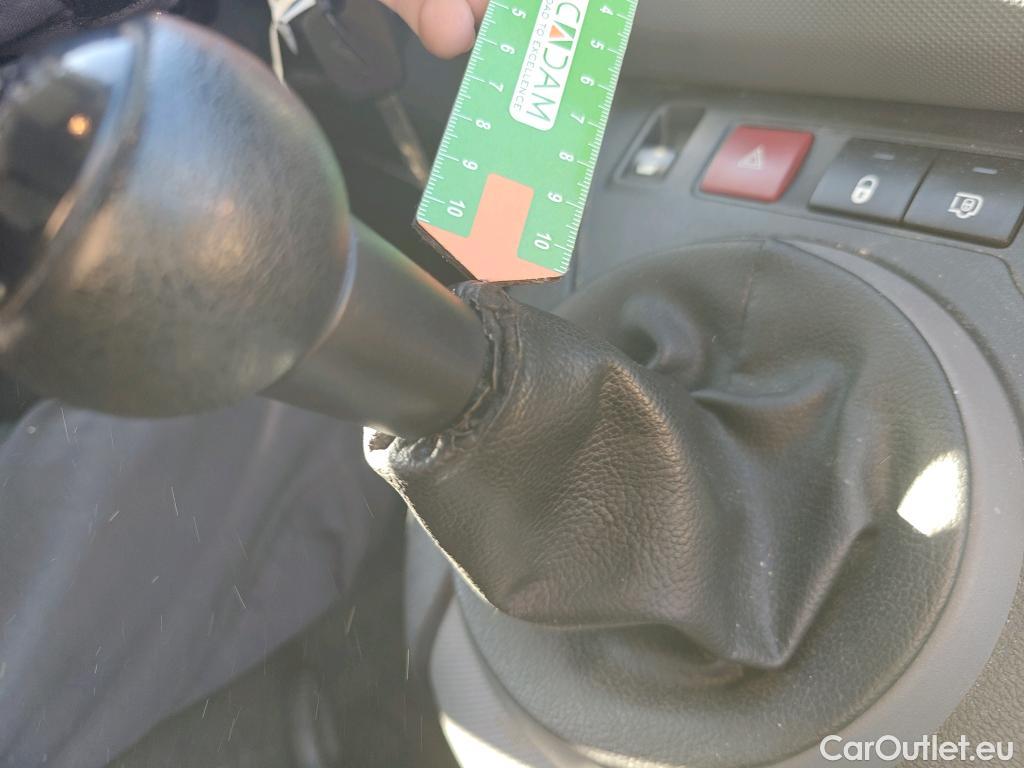  Peugeot  Partner PEUGEOT  VU 4p 2G furgón derivado de Furgón Confort PackL2 BlueHDi 73KW (100) #58