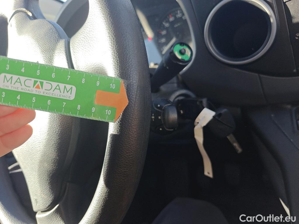  Peugeot  Partner PEUGEOT  VU 4p 2G furgón derivado de Furgón Confort PackL2 BlueHDi 73KW (100) #44