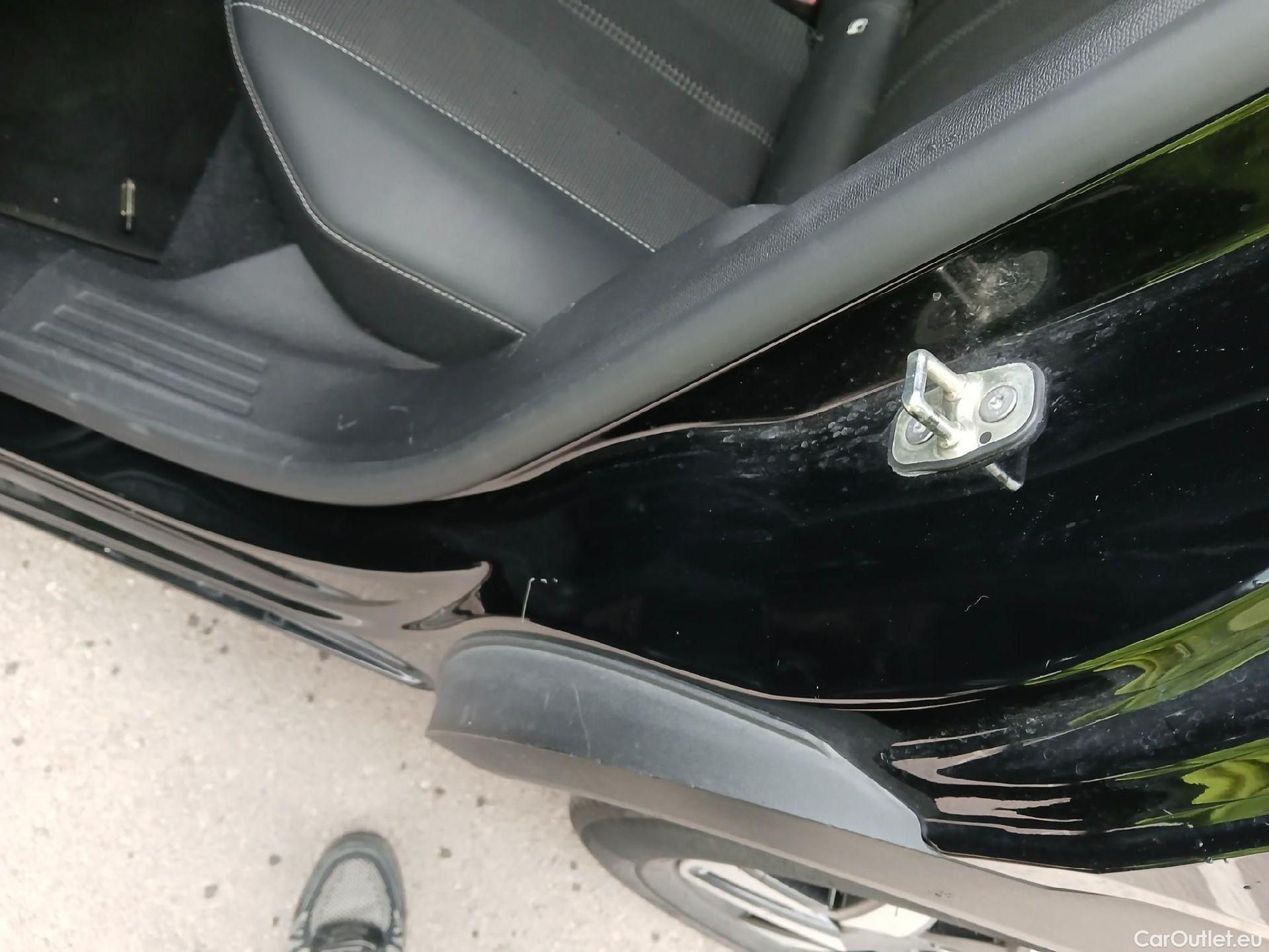  Opel  Mokka OPEL  / 2020 / 5P / todoterreno 1.2 T 96kW (130 CV) Business Elegance #6