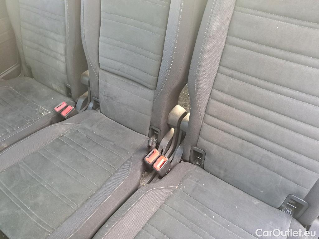  Volkswagen  Touran VOLKSWAGEN  / 2015 / 5P / monovolumen compacto Sport 2.0 TDI 110kW (150CV) #46