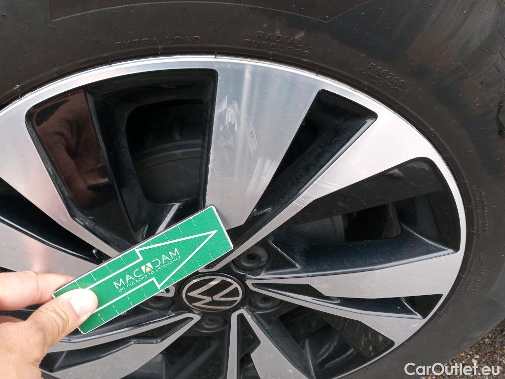  Volkswagen  Polo VOLKSWAGEN  / 2017 / 5P / berlina con portón Advance 1.0 TSI 70kW (95CV) #45