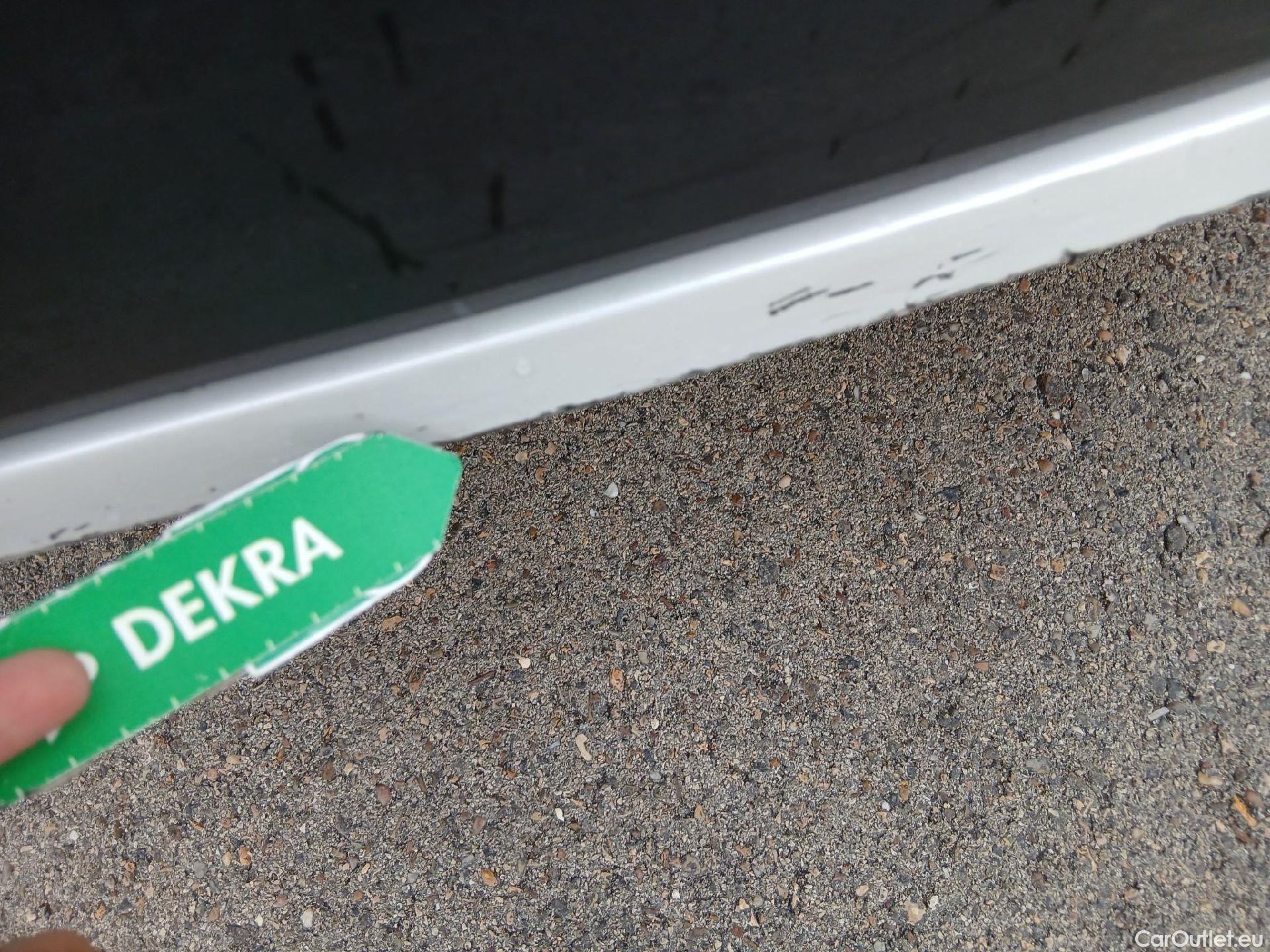  Bmw  X1 BMW  / 2019 / 5P / todoterreno sDrive18dA Corporate (AC4) #15