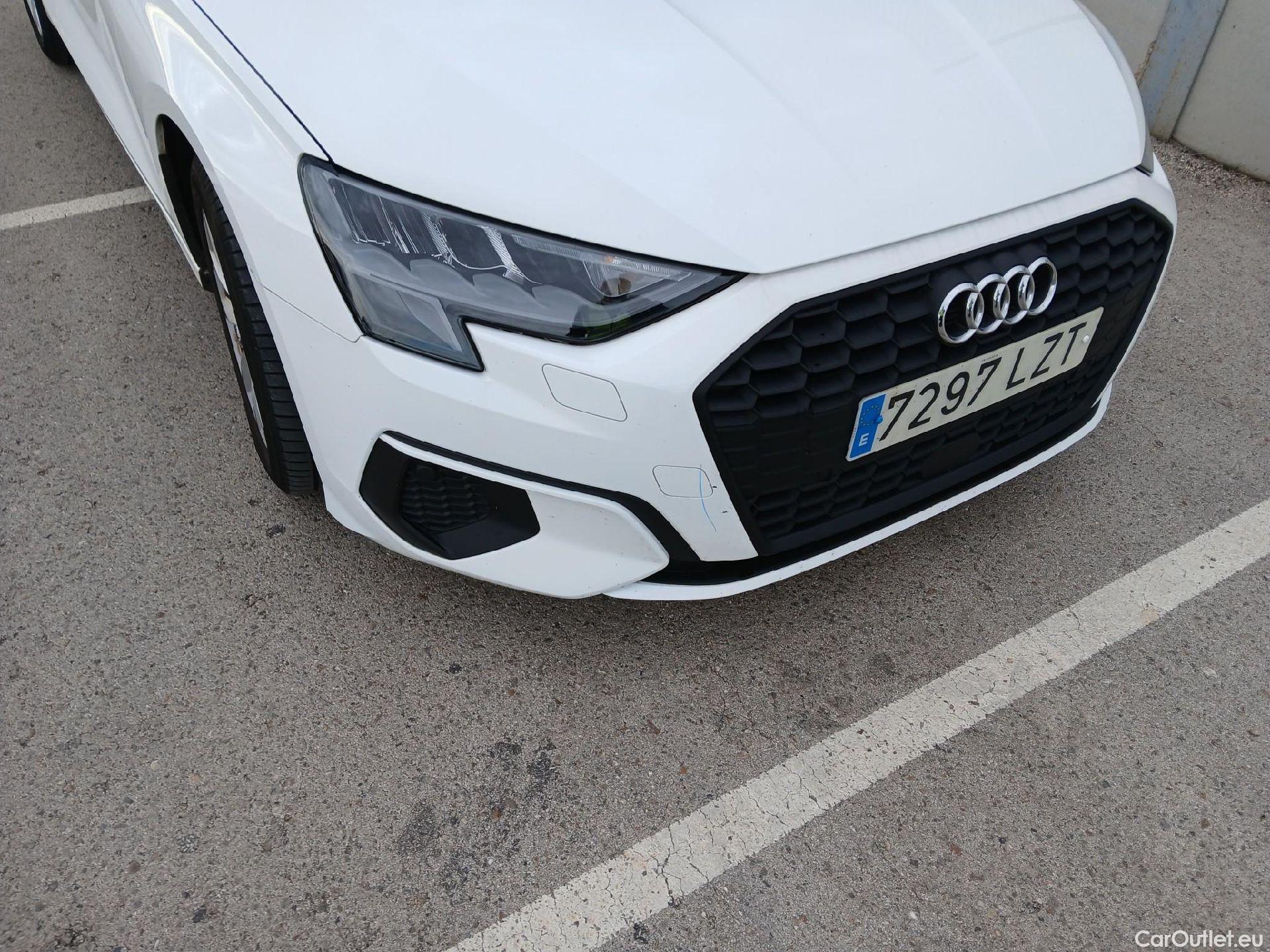  Audi  A3 AUDI  / 2020 / 5P / berlina con portón Sportback 30 TFSI 81kW (110CV) S tronic #6