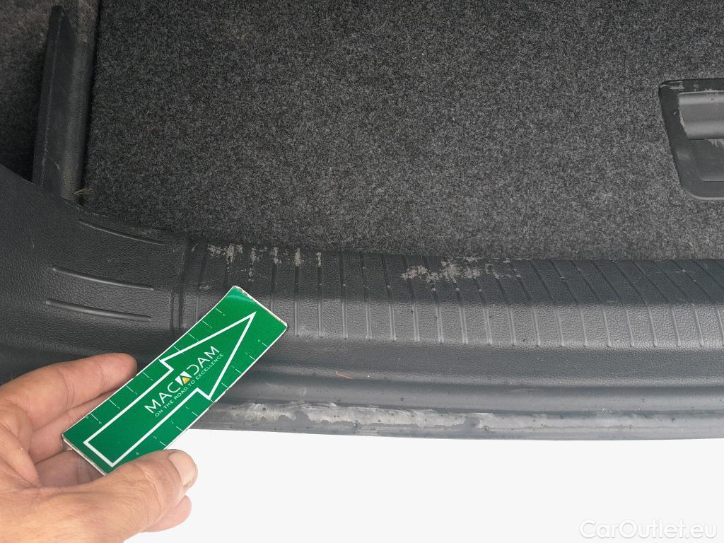  Volkswagen  Polo VOLKSWAGEN  / 2017 / 5P / berlina con portón Advance 1.0 TSI 70kW (95CV) #16