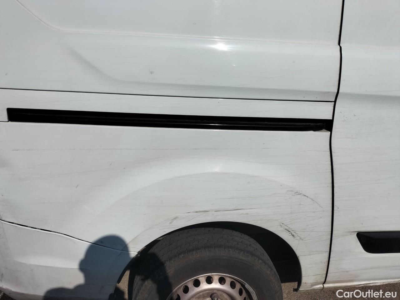  Ford  Transit  Custom Furgón 280 L1 Trend TDCi 105CV MT6 E6dT #66