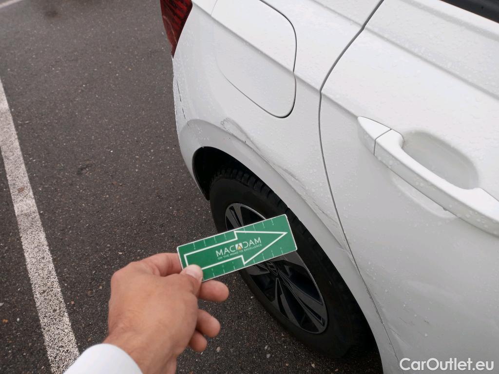  Volkswagen  Polo VOLKSWAGEN  / 2017 / 5P / berlina con portón Advance 1.0 TSI 70kW (95CV) #8