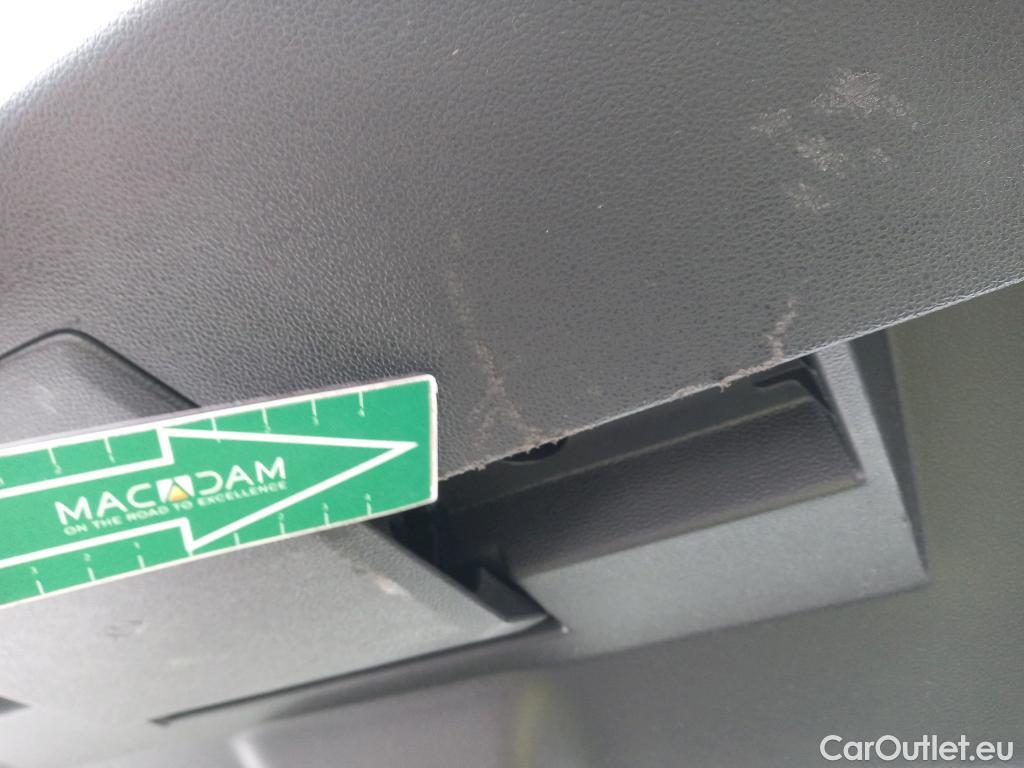  Volkswagen  Polo VOLKSWAGEN  / 2017 / 5P / berlina con portón Advance 1.0 TSI 70kW (95CV) #29