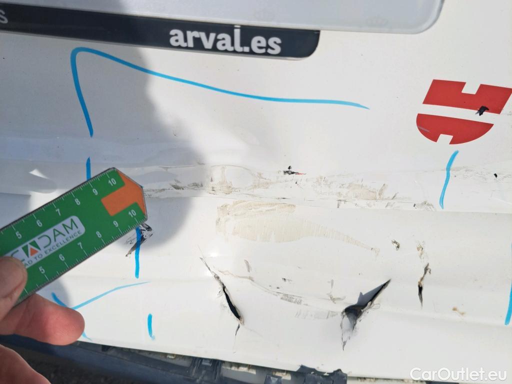  Toyota  Yaris TOYOTA  / 2020 / 5P / berlina con portón 1.5 120H Business Plus #6