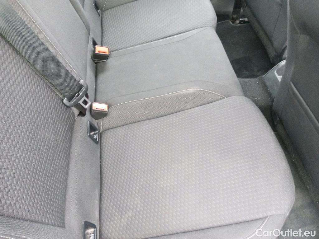  Volkswagen  Polo VOLKSWAGEN  / 2017 / 5P / berlina con portón Advance 1.0 TSI 70kW (95CV) #21