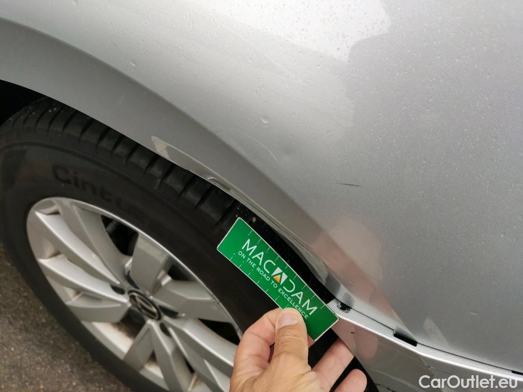  Volkswagen  Passat VOLKSWAGEN  / 2019 / 4P / sedán 2.0 TDI 110kW (150CV) #4