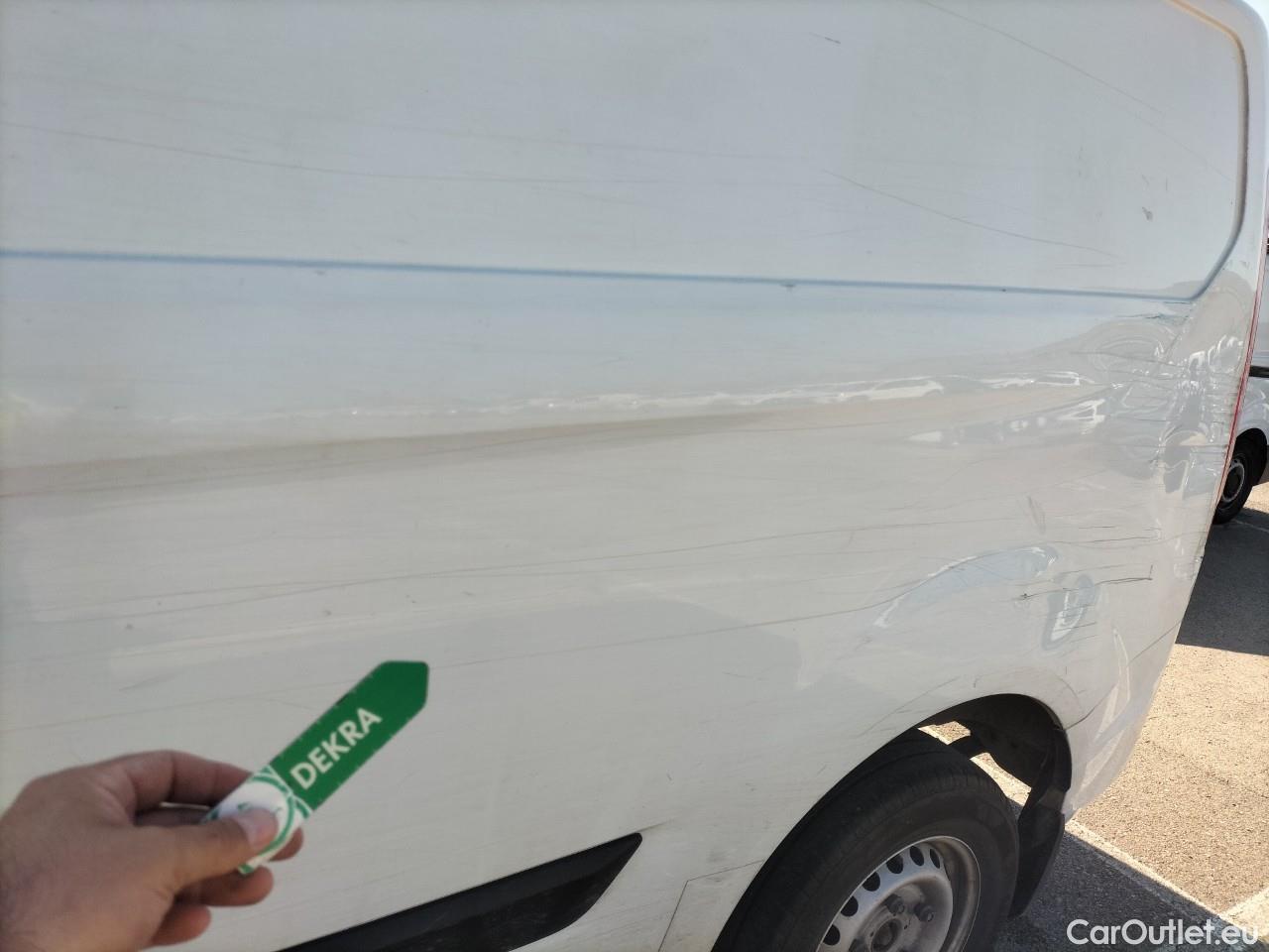  Ford  Transit  Custom Furgón 280 L1 Trend TDCi 105CV MT6 E6dT #40