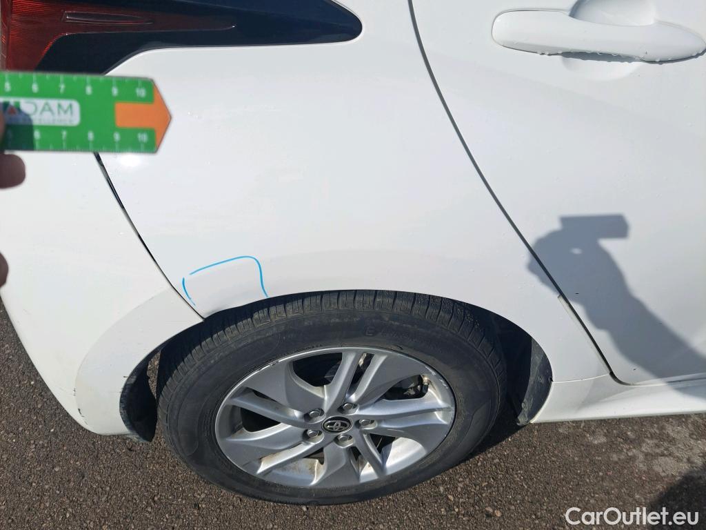  Toyota  Yaris TOYOTA  / 2020 / 5P / berlina con portón 1.5 120H Business Plus #14