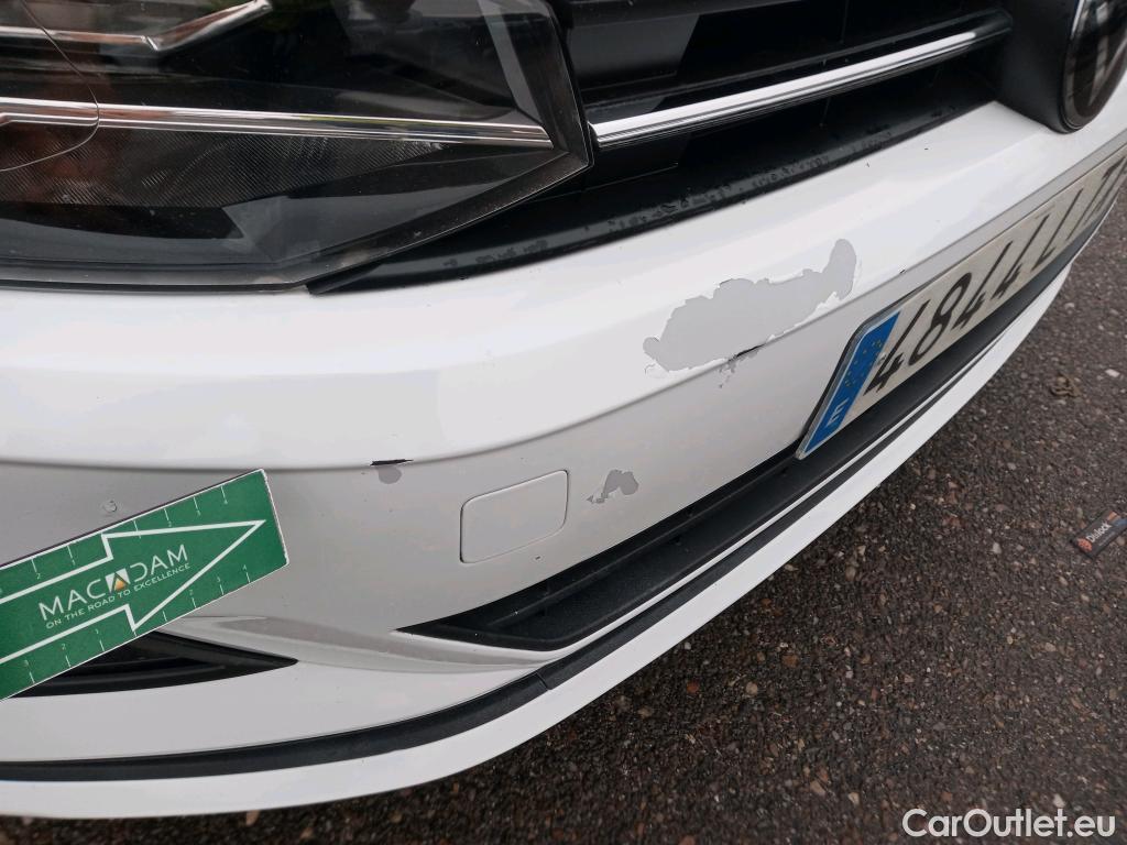  Volkswagen  Polo VOLKSWAGEN  / 2017 / 5P / berlina con portón Advance 1.0 TSI 70kW (95CV) #37