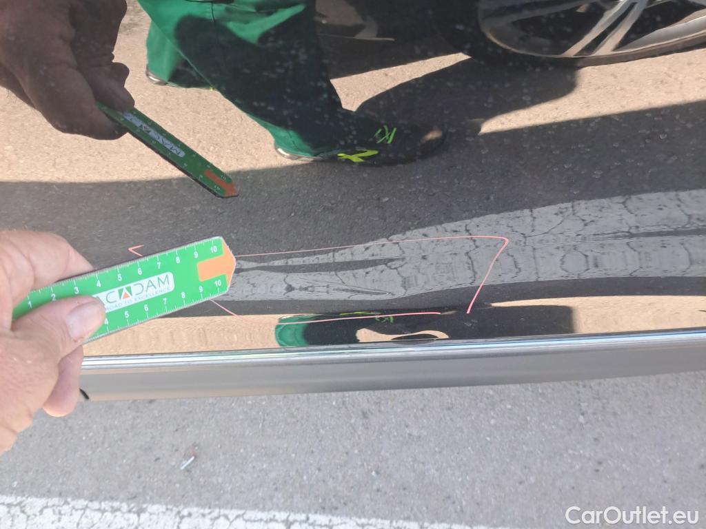  Volkswagen  Tiguan  Life 2.0 TDI 150CV AT7 E6d #5