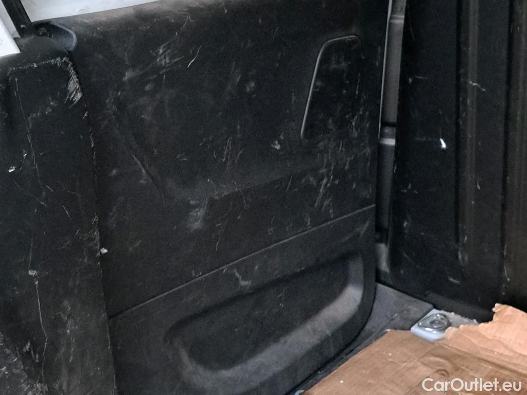  Citroen  Berlingo CITROEN  / 2018 / 4P / furgón derivado de turismo Talla M BlueHDi 100 #30