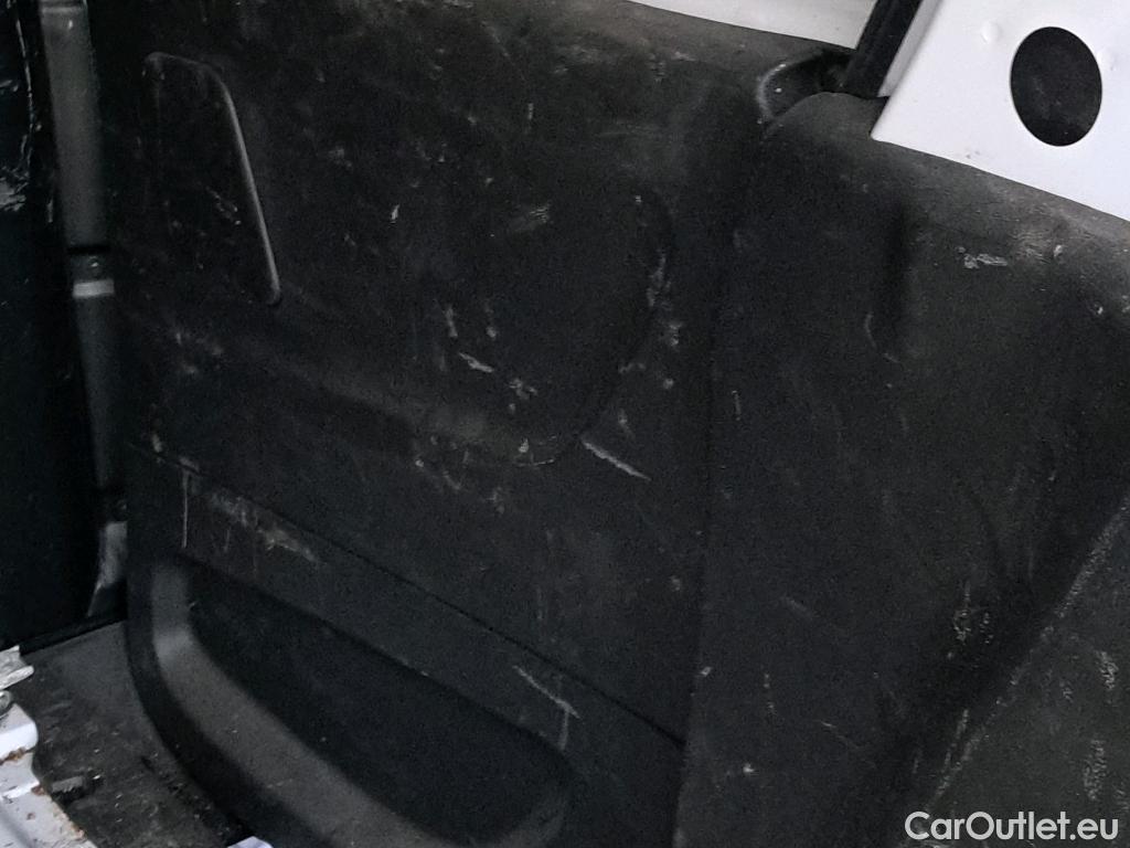  Citroen  Berlingo CITROEN  / 2018 / 4P / furgón derivado de turismo Talla M BlueHDi 100 #24