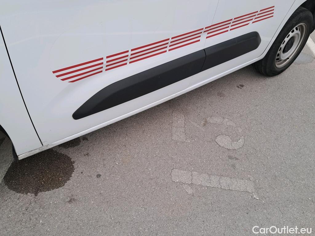  Citroen  Berlingo CITROEN  / 2018 / 4P / furgón derivado de turismo Talla M BlueHDi 100 #5