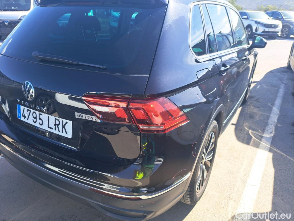  Volkswagen  Tiguan  Life 2.0 TDI 150CV AT7 E6d #40