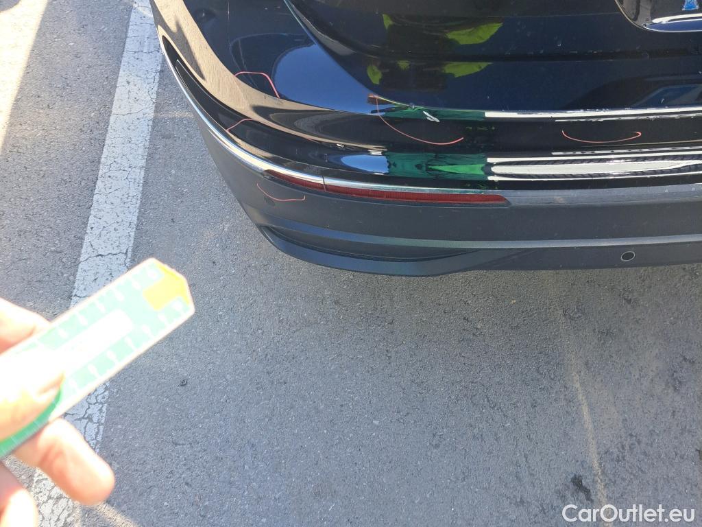  Volkswagen  Tiguan  Life 2.0 TDI 150CV AT7 E6d #19