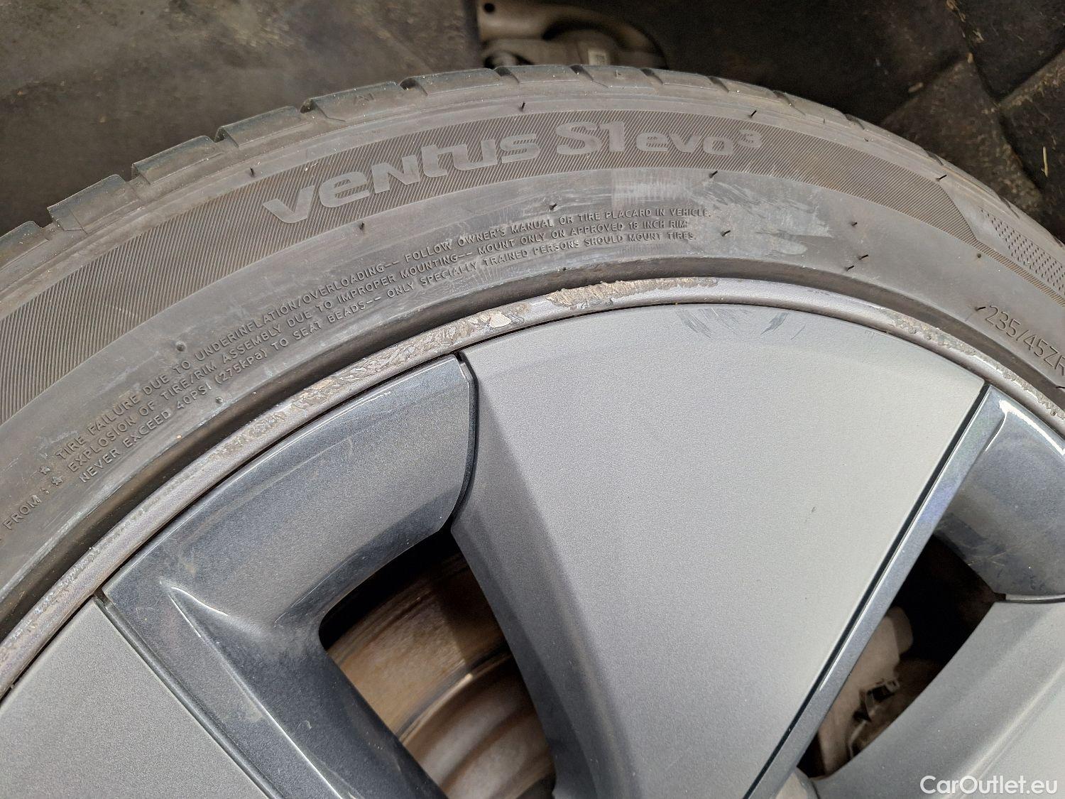  Tesla  Model 3 Tesla,  '18 BEV, Tesla  Long-Range Dual Motor AWD 4d #18