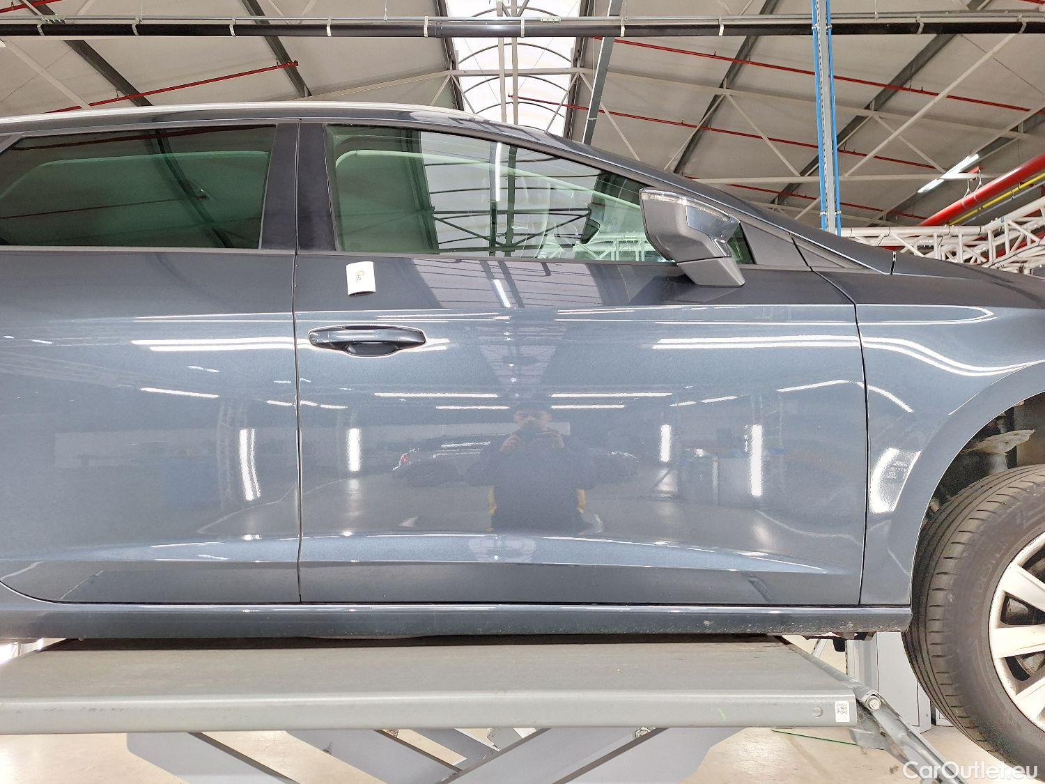  Seat  Leon Seat,  ST FL'16, SEAT  ST 1.6 TDI 115 Move 5d #6