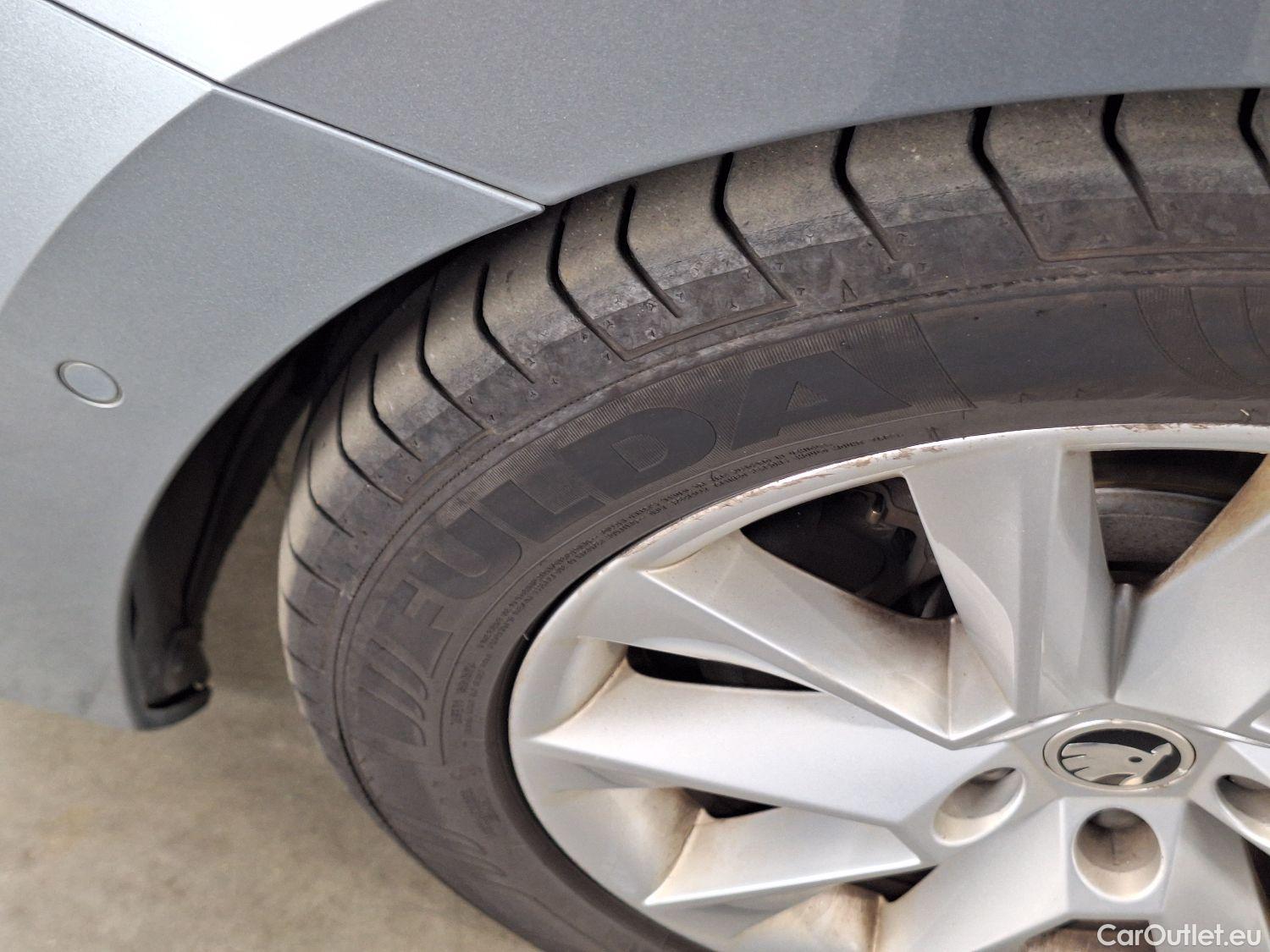  Skoda  Superb Skoda,  Combi FL'19, Skoda  Combi 1.4 TSI iV 160kW DSG6 Style 5d #30