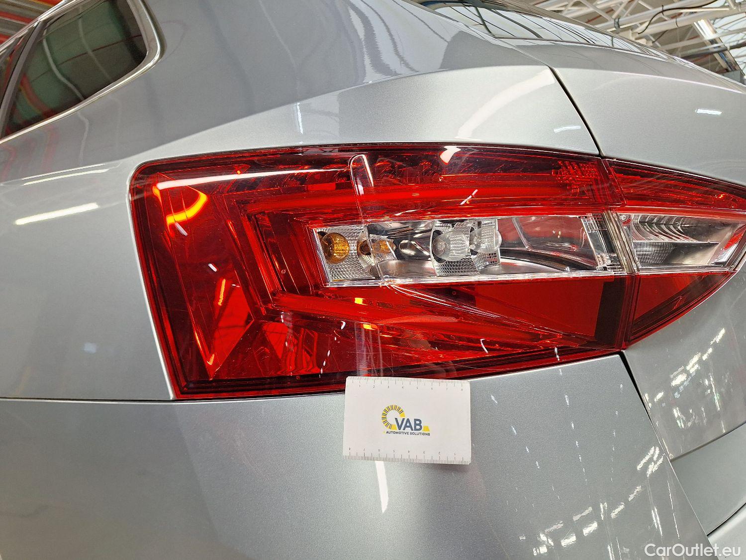  Skoda  Superb Skoda,  Combi FL'19, Skoda  Combi 1.4 TSI iV 160kW DSG6 Style 5d #12