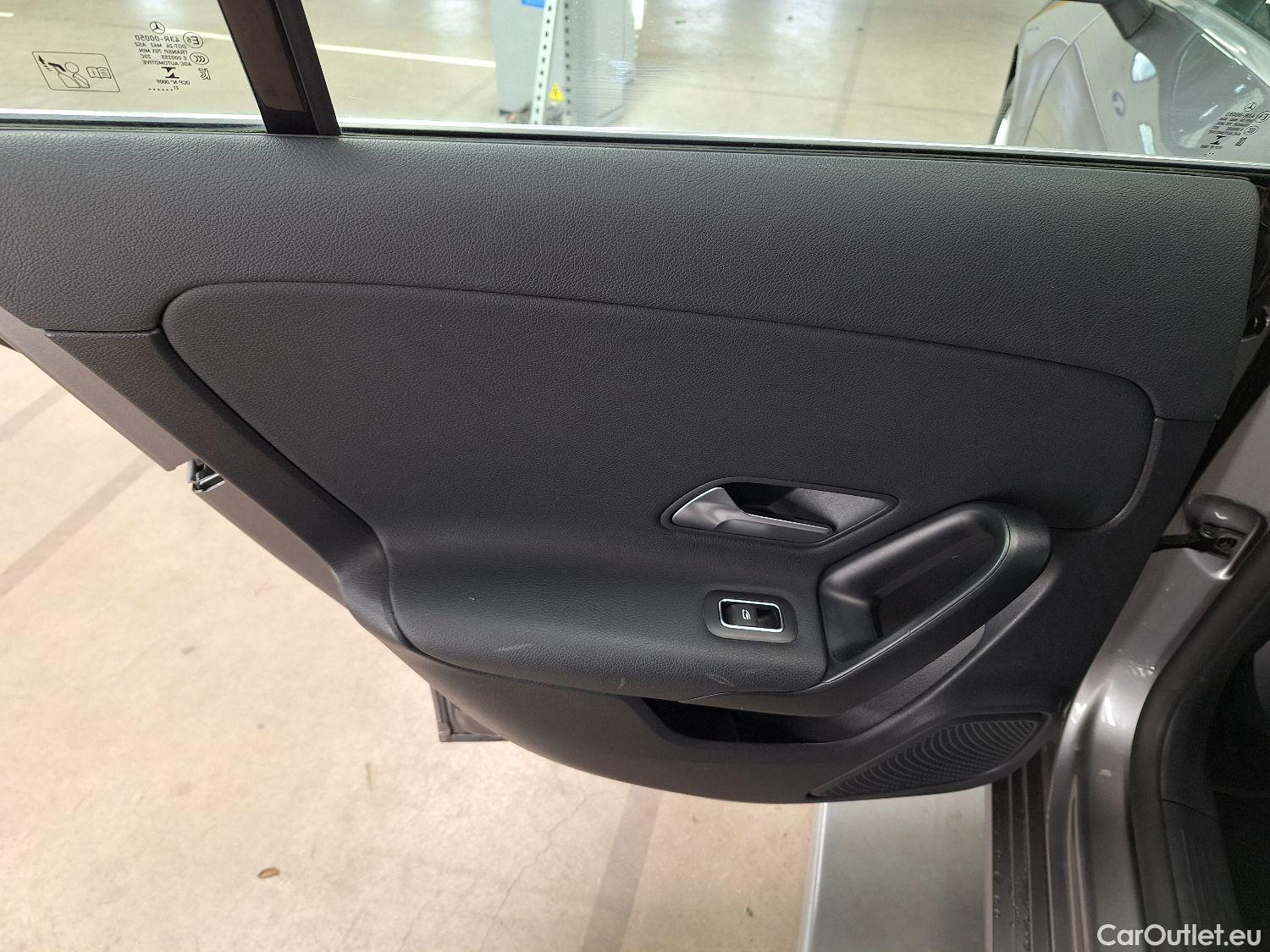  Mercedes  CLA-Klasse Mercedes, CLA-Class SB '19, Mercedes-Benz CLA Shooting Brake CLA 180 d Busines #25