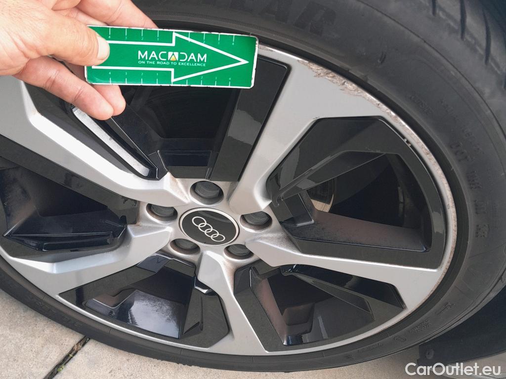  Audi  A1 Sportback AUDI A1 / 2018 / 5P / berlina con portón Sportback Adrenalin 25 TFSI 70kW (95CV)(SP)(SL) #6