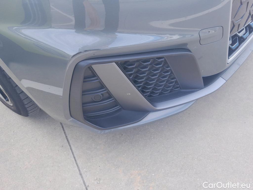  Audi  A1 Sportback AUDI A1 / 2018 / 5P / berlina con portón Sportback Adrenalin 25 TFSI 70kW (95CV)(SP)(SL) #29