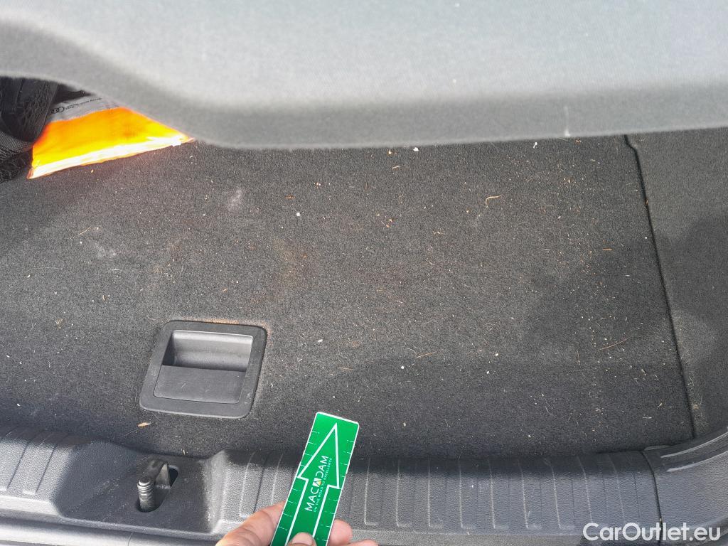  Audi  A1 Sportback AUDI A1 / 2018 / 5P / berlina con portón Sportback Adrenalin 25 TFSI 70kW (95CV)(SP)(SL) #16