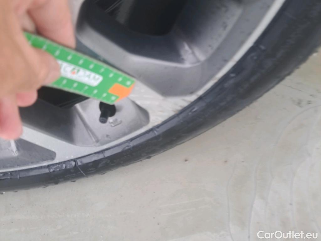  Jeep  Patriot JEEP Renegade / 2014 / 5P / todoterreno S 1.3 PHEV 177kW (240CV) AT AWD (AC) #8