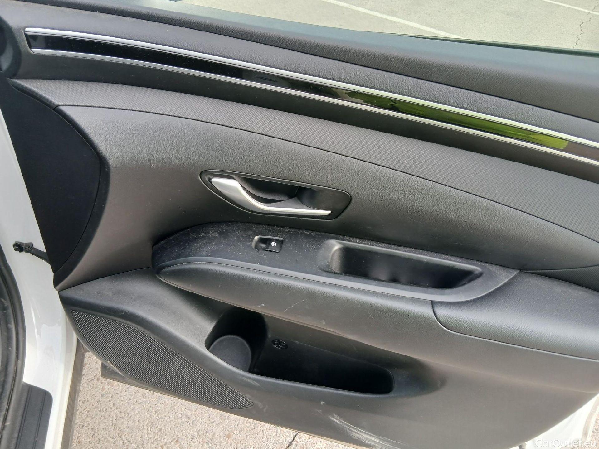  Hyundai  Tucson HYUNDAI  / 2020 / 5P / todoterreno 1.6 CRDI 100kW (136CV) 48V Maxx DCT #11