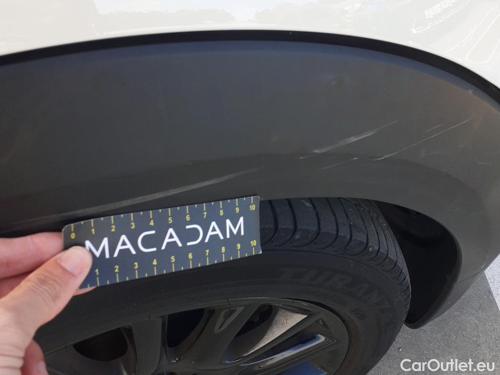  Mini  Cooper MINI MINI / 2014 / 5P / berlina con portón ONE 5 PUERTAS (CX) #31