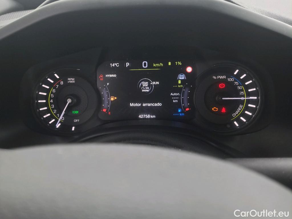  Jeep  Patriot JEEP Renegade / 2014 / 5P / todoterreno S 1.3 PHEV 177kW (240CV) AT AWD (AC) #35