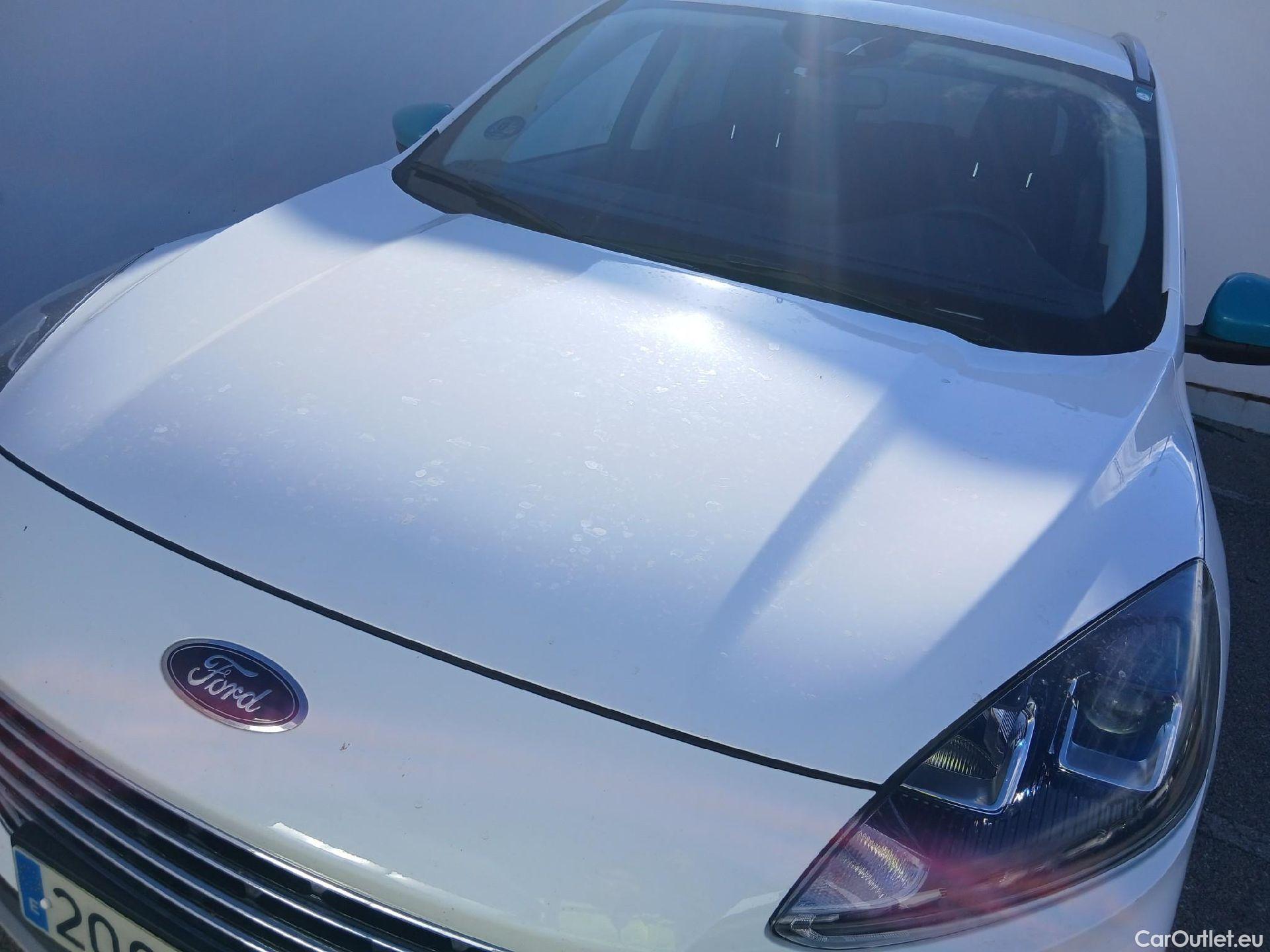  Ford  Kuga FORD  / 2019 / 5P / todoterreno Titanium 2.5 Duratec PHEV 165kW Auto #11