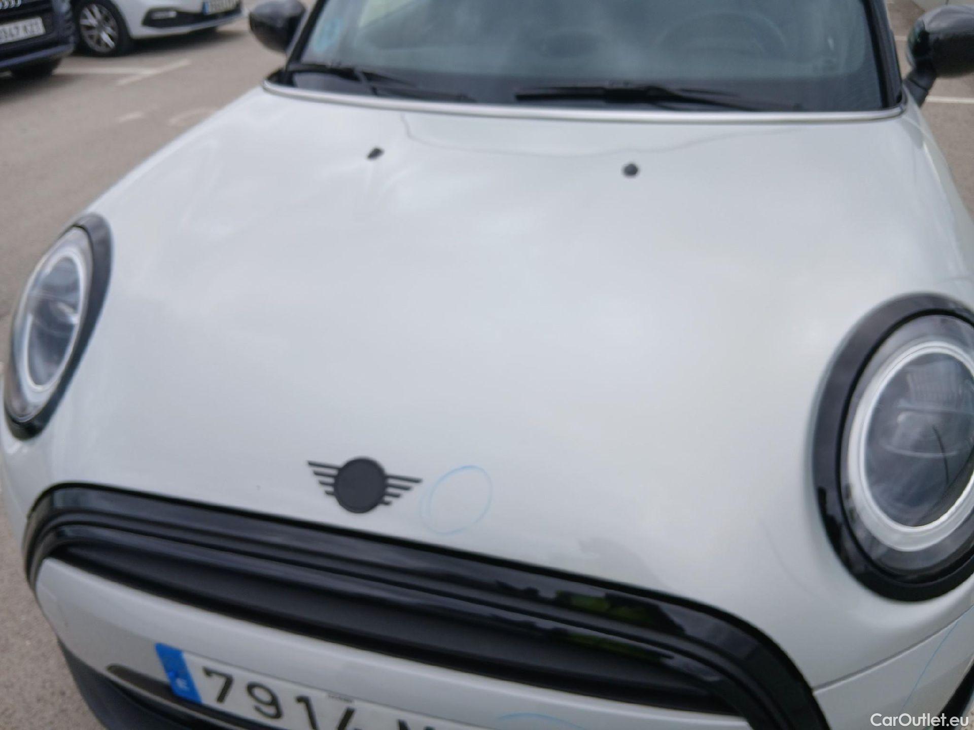  Mini  Mini   / 2021 / 3P / berlina con portón COOPER #32