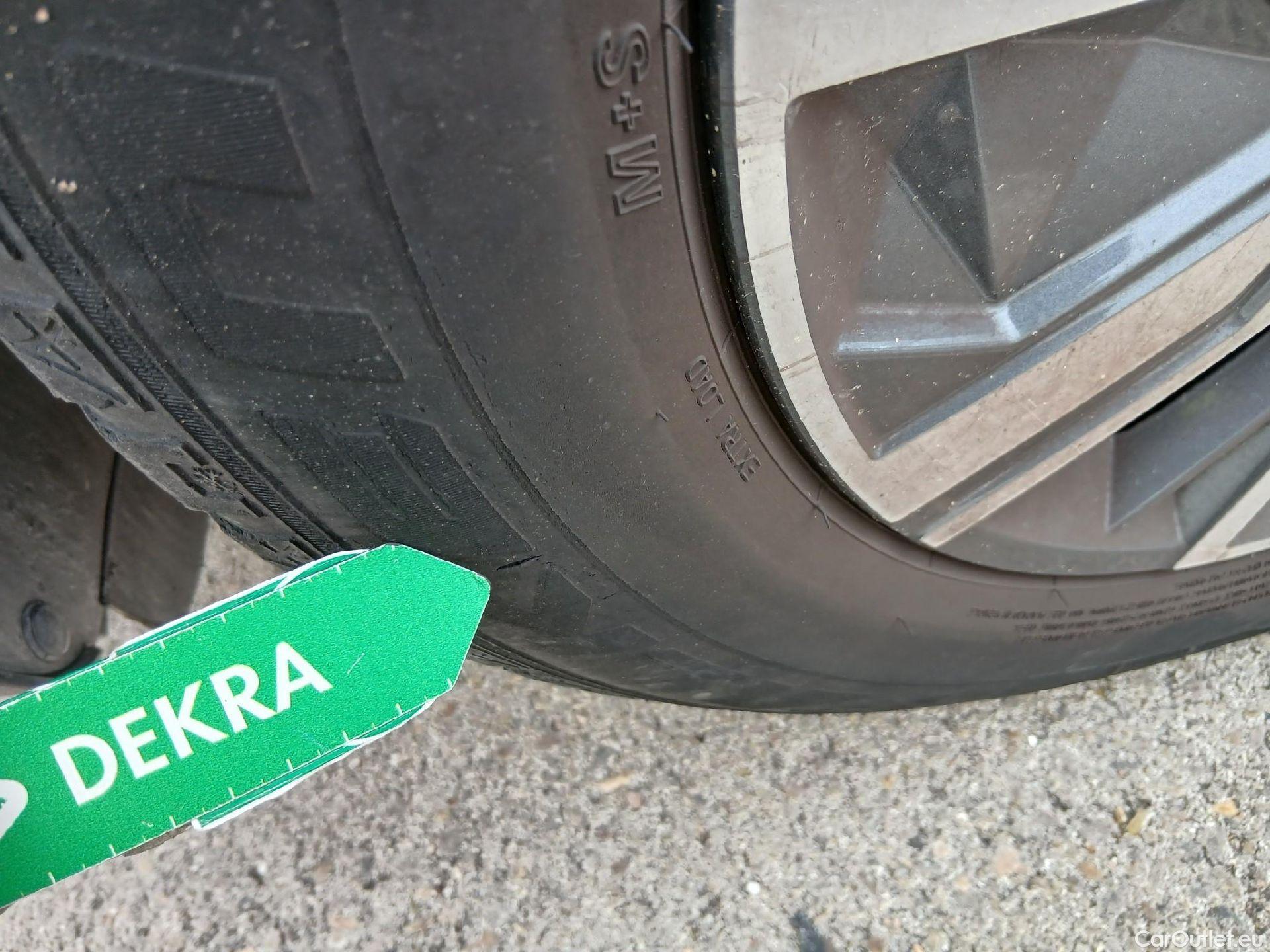  Hyundai  Tucson HYUNDAI  / 2020 / 5P / todoterreno 1.6 CRDI 100kW (136CV) 48V Maxx DCT #13