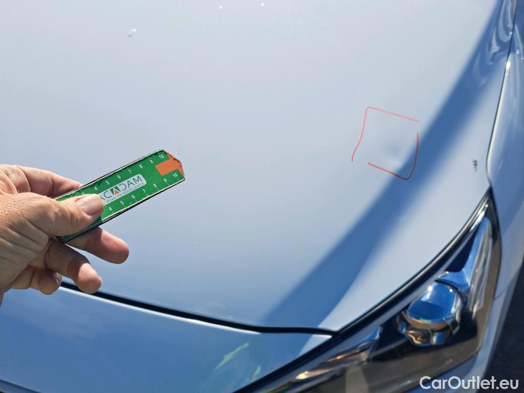  Hyundai   Ioniq HYUNDAI / 2019 / 5P / berlina con portón 1.6 GDI PHEV Klass DCT #6