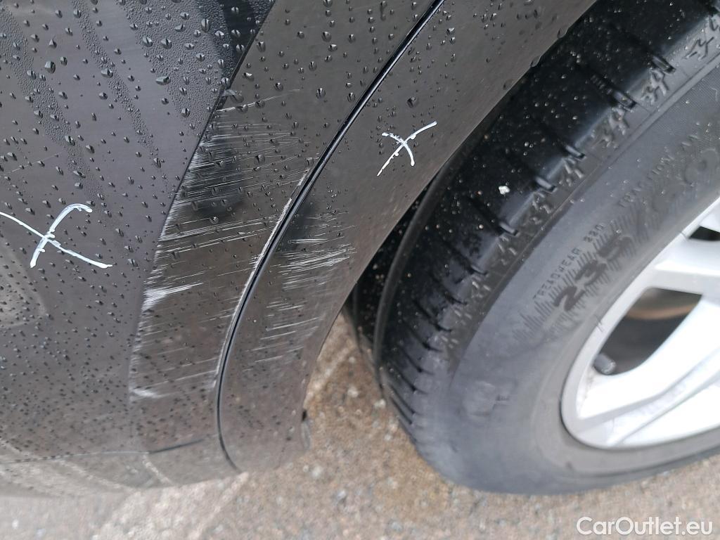  Audi  Q5 AUDI  / 2016 / 5P / todoterreno Design 35 TDI 120kW S tronic (AC) #12